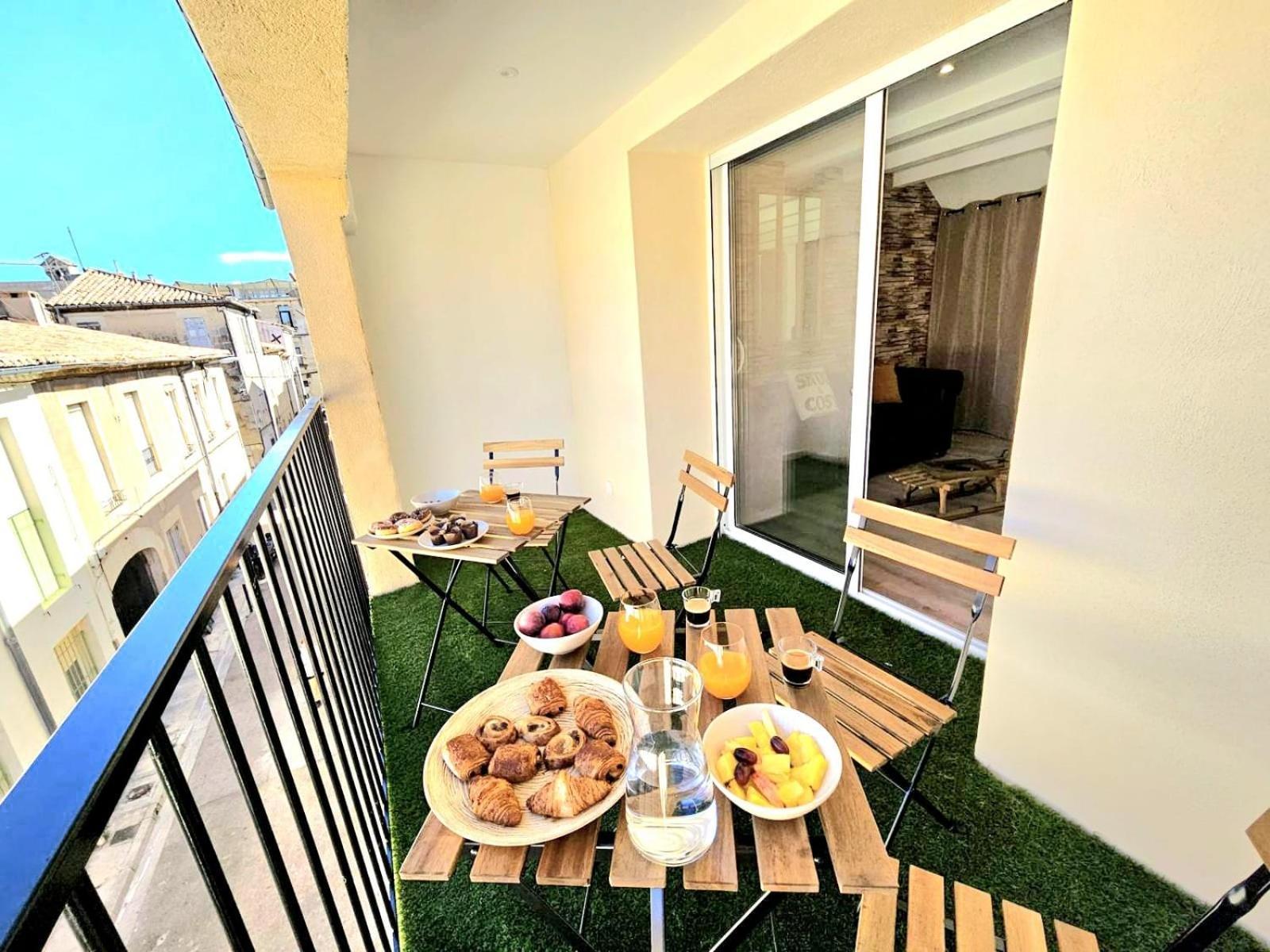 L'Escapade Forestiere - Coeur De Ville Avec Terrasse Nimes Exterior foto